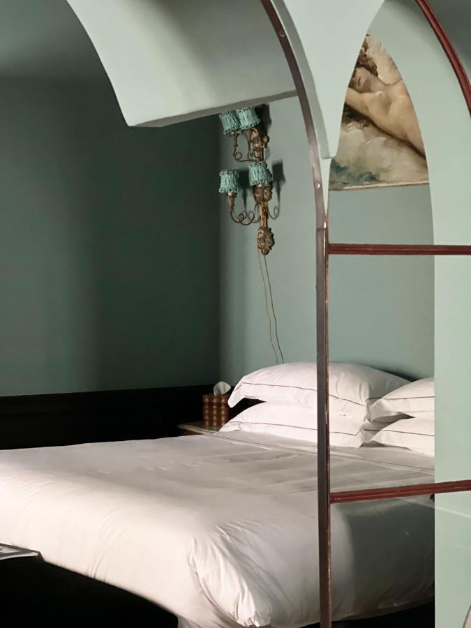 Jardins Secrets Hotel Ним Екстериор снимка
