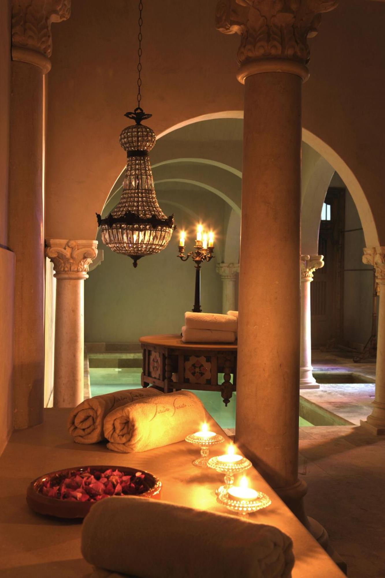 Jardins Secrets Hotel Ним Съоръжения снимка