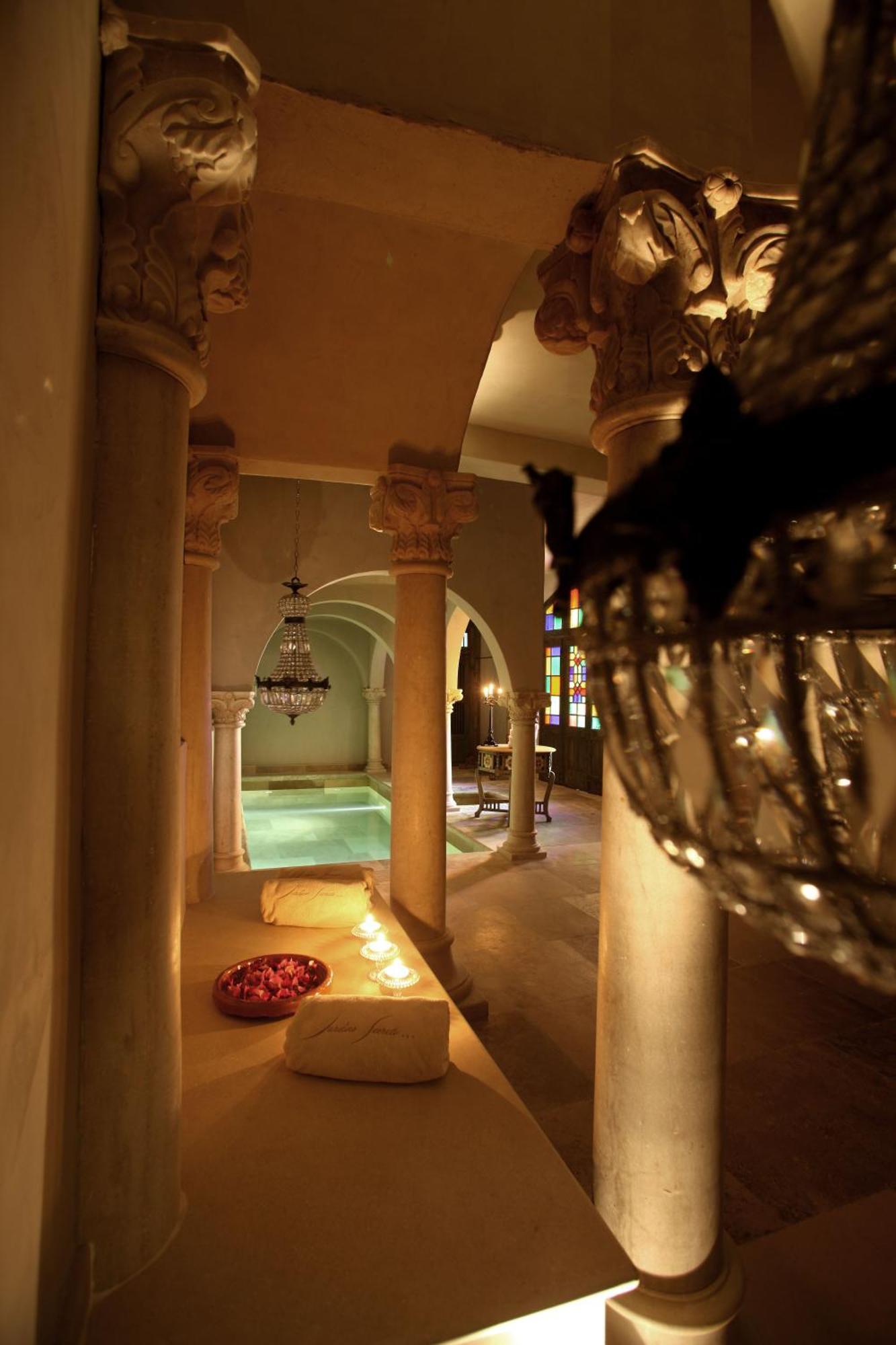 Jardins Secrets Hotel Ним Екстериор снимка
